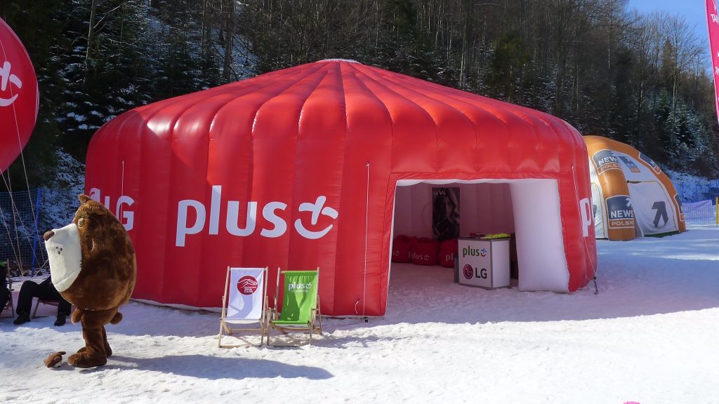 Opblaasbare maatwerk tent - Publi air custom made inflatable tent LG Plus