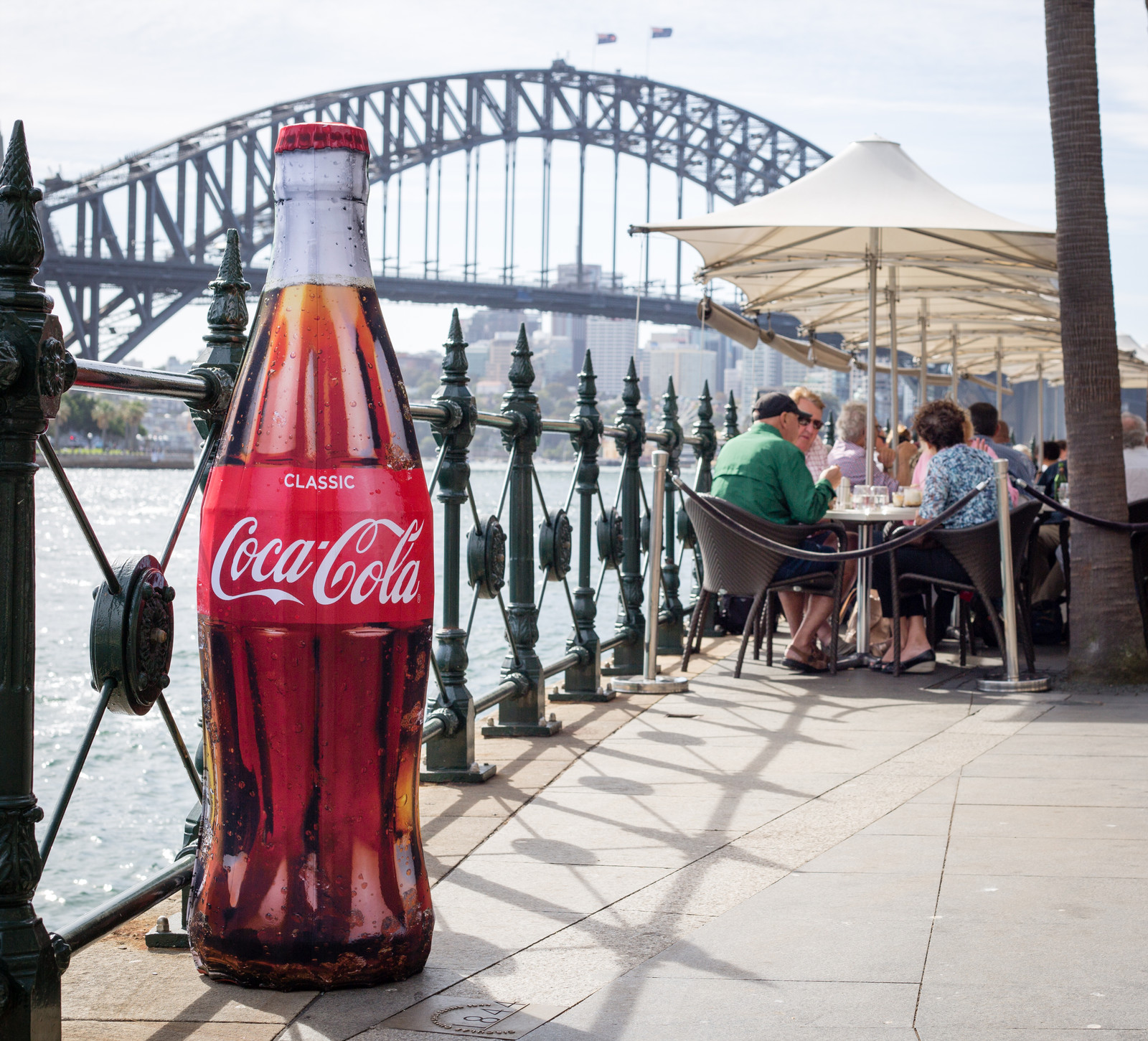 stackawrap coke - display - publi air - drink - coca cola- 