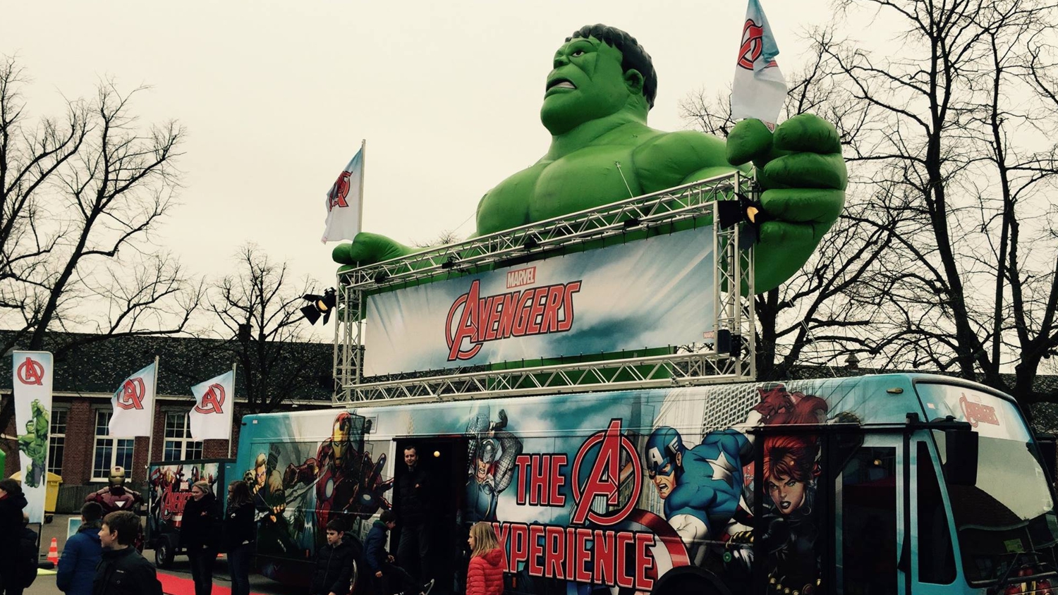 Opblaasbare Hulk inflatable - Marvel Avengers Experience - activatie