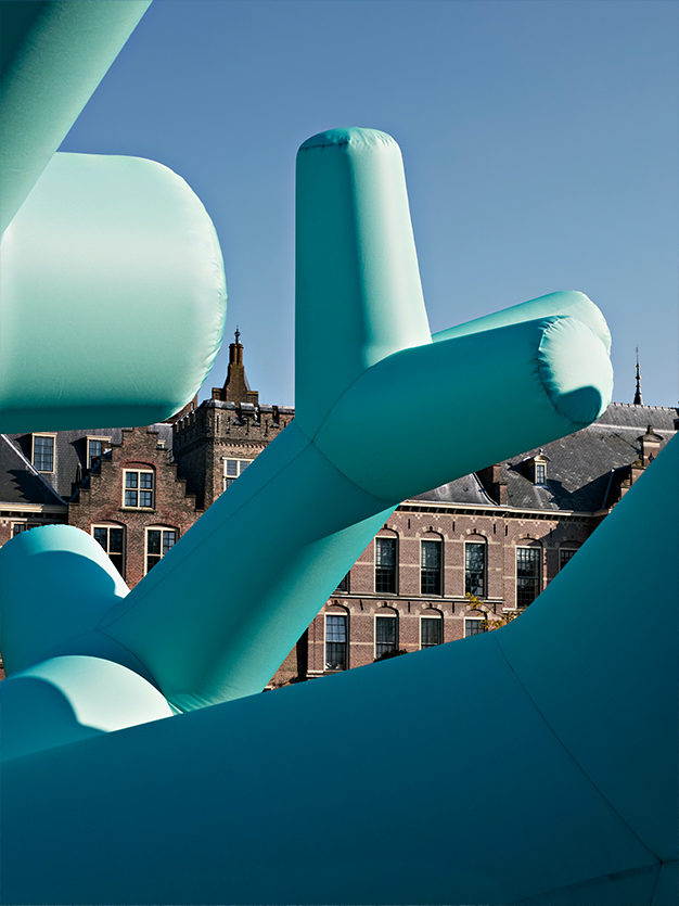 6-Publi-air-Blow-up-art-Den-Haag-2024